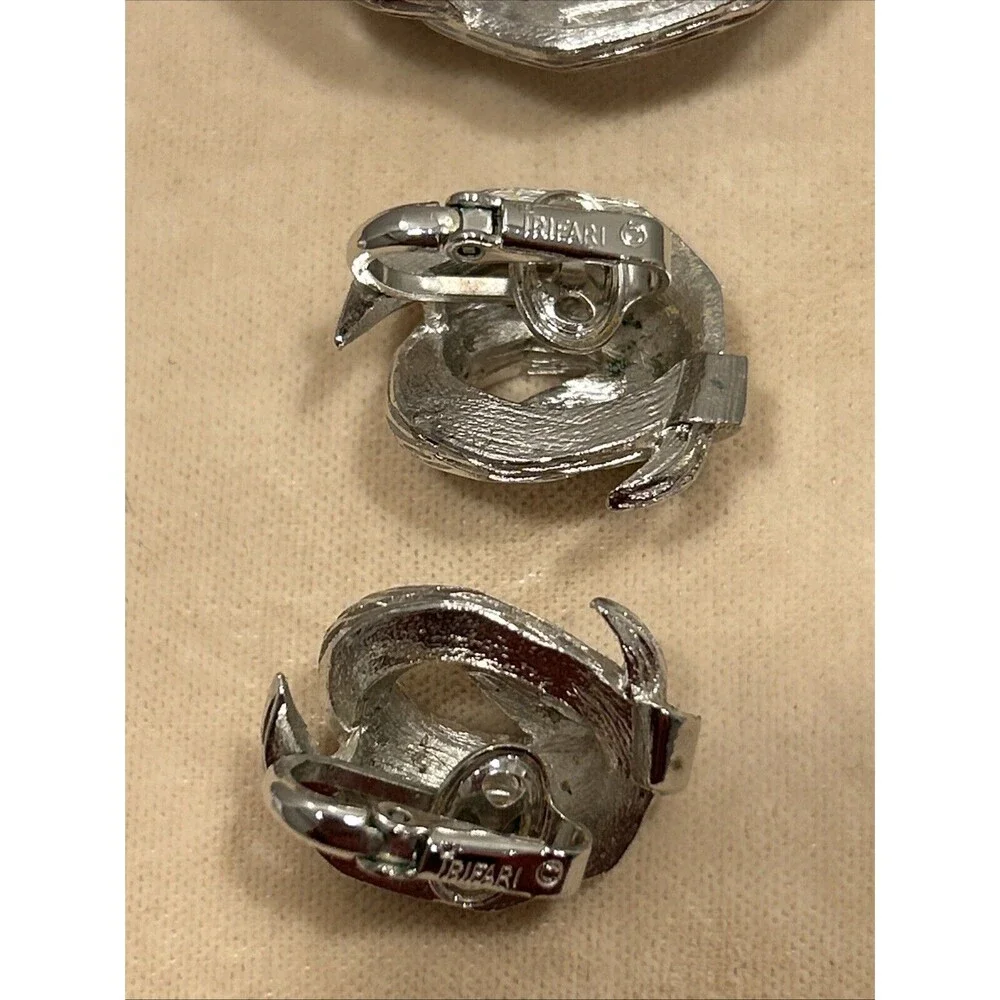 Trifari Silver Tone Vintage Knot Clip On Earrings & Brooch Set